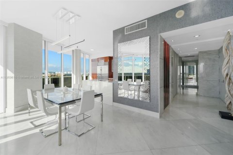 Condominio en alquiler en Aventura, Florida, 3 dormitorios, 207.64 m2 № 2012991 - foto 6