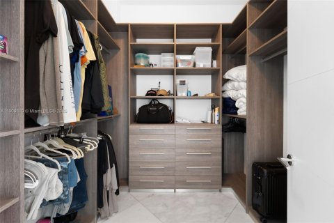 Condominio en alquiler en Aventura, Florida, 3 dormitorios, 207.64 m2 № 2012991 - foto 23