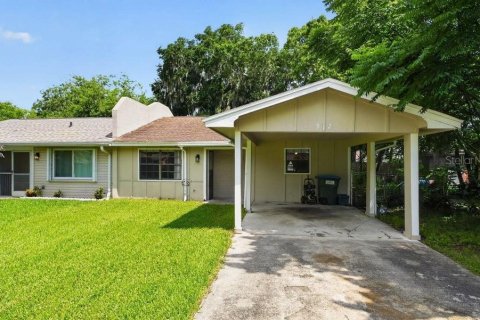 Townhouse in Holly Hill, Florida 2 bedrooms, 96.06 sq.m. № 2223065 - photo 27