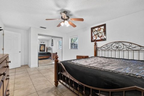 Townhouse in Holly Hill, Florida 2 bedrooms, 96.06 sq.m. № 2223065 - photo 15