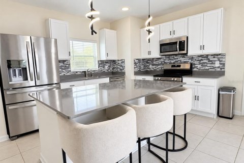 Villa ou maison à louer à Orlando, Floride: 3 chambres, 151.52 m2 № 2389263 - photo 9