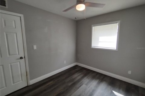 Снять в аренду квартиру в Деланд, Флорида 1 комната, 96.25м2, № 1901720 - фото 22