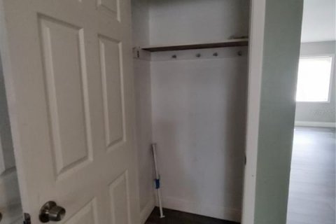 Снять в аренду квартиру в Деланд, Флорида 1 комната, 96.25м2, № 1901720 - фото 9