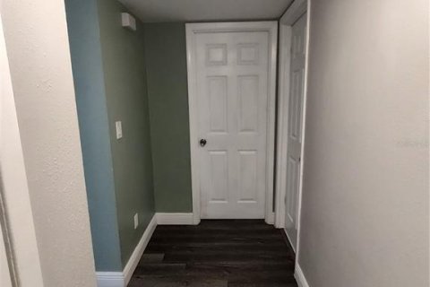 Снять в аренду квартиру в Деланд, Флорида 1 комната, 96.25м2, № 1901720 - фото 16