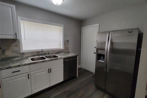 Снять в аренду квартиру в Деланд, Флорида 1 комната, 96.25м2, № 1901720 - фото 5