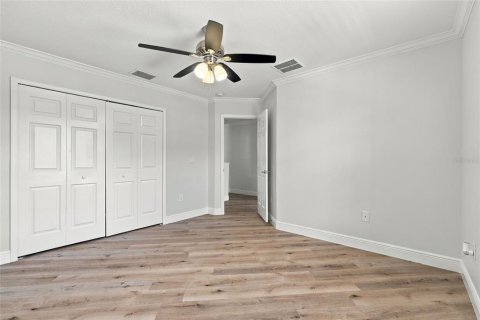 Villa ou maison à vendre à Land O' Lakes, Floride: 4 chambres, 190.91 m2 № 2389066 - photo 24