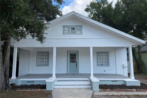 Casa en Tampa, Florida 4 dormitorios, 145.95 m2 № 2371210
