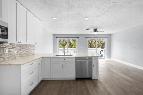 Casa en venta en Venice, Florida, 3 dormitorios, 145.86 m2 № 1813167 - foto 21