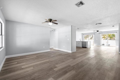 Casa en venta en Venice, Florida, 3 dormitorios, 145.86 m2 № 1813167 - foto 10