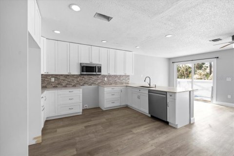 Casa en venta en Venice, Florida, 3 dormitorios, 145.86 m2 № 1813167 - foto 17