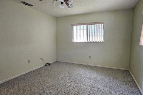 House in Ocala, Florida 2 bedrooms, 103.49 sq.m. № 1608539 - photo 8