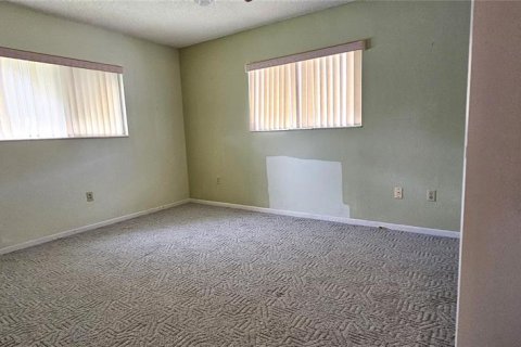 House in Ocala, Florida 2 bedrooms, 103.49 sq.m. № 1608539 - photo 7