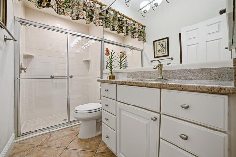 House in The Villages, Florida 3 bedrooms, 232.44 sq.m. № 2166857 - photo 15