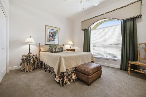 House in The Villages, Florida 3 bedrooms, 232.44 sq.m. № 2166857 - photo 14