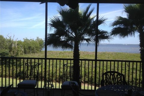 Condominio en Punta Gorda, Florida, 3 dormitorios № 2099185