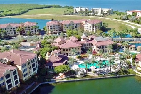 Condominio en alquiler en Punta Gorda, Florida, 3 dormitorios, 217.21 m2 № 2099185 - foto 3