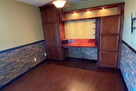 Casa en venta en Lutz, Florida, 4 dormitorios, 160.81 m2 № 1817940 - foto 21