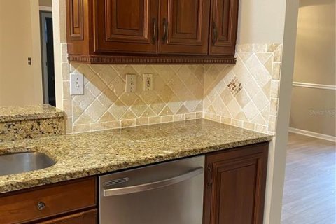 Casa en venta en Lutz, Florida, 4 dormitorios, 160.81 m2 № 1817940 - foto 10