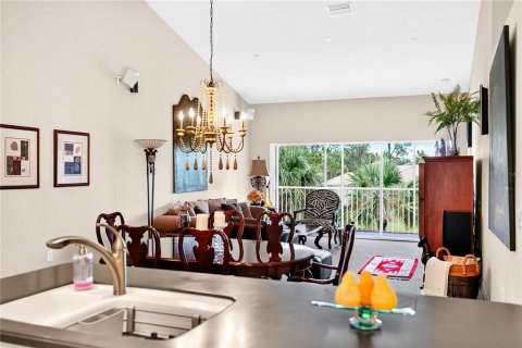 Condo in Bradenton, Florida, 2 bedrooms  № 2394042 - photo 18