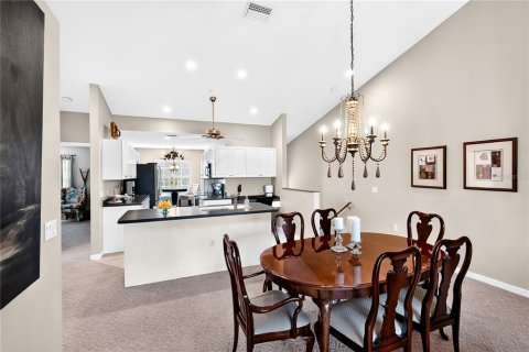 Condo in Bradenton, Florida, 2 bedrooms  № 2394042 - photo 10