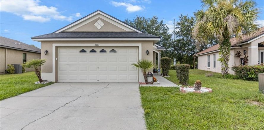 Casa en Brooksville, Florida 3 dormitorios, 109.35 m2 № 1853222