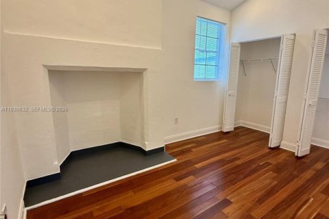 Apartment in Miami Beach, Florida 2 bedrooms, 74.32 sq.m. № 1997009 - photo 6