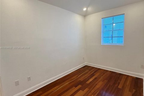 Apartment in Miami Beach, Florida 2 bedrooms, 74.32 sq.m. № 1997009 - photo 7