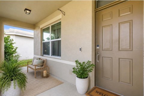 Villa ou maison à vendre à Port Orange, Floride: 5 chambres, 253.07 m2 № 2093338 - photo 3