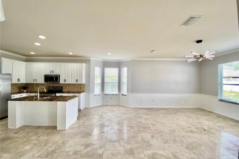 Villa ou maison à louer à Wesley Chapel, Floride: 5 chambres, 233.56 m2 № 1815657 - photo 5