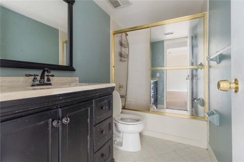 Copropriété à louer à Oakland Park, Floride: 2 chambres, 85.47 m2 № 2056794 - photo 15