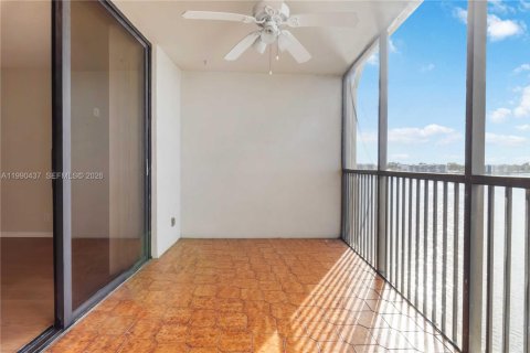 Copropriété à louer à Oakland Park, Floride: 2 chambres, 85.47 m2 № 2056794 - photo 18