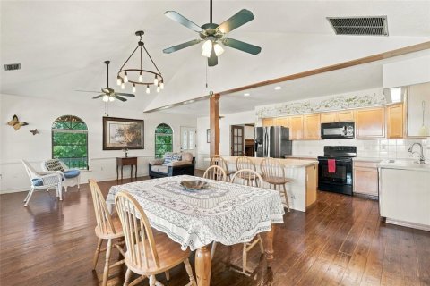 Casa en venta en Punta Gorda, Florida, 6 dormitorios, 247.49 m2 № 2385823 - foto 12