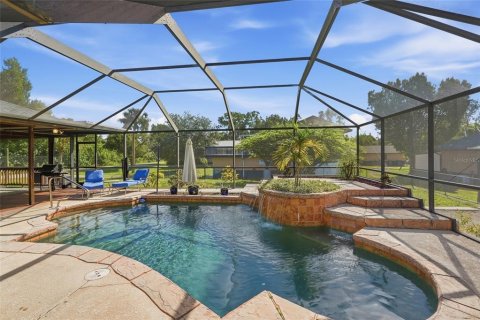Casa en venta en Punta Gorda, Florida, 6 dormitorios, 247.49 m2 № 2385823 - foto 3