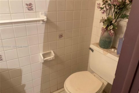 Villa ou maison à vendre à Fort Lauderdale, Floride: 3 chambres, 213.49 m2 № 1995774 - photo 19