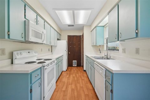Casa en venta en Leesburg, Florida, 2 dormitorios, 127.65 m2 № 1640642 - foto 14