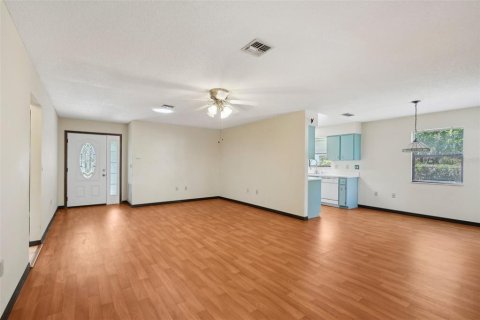 Casa en venta en Leesburg, Florida, 2 dormitorios, 127.65 m2 № 1640642 - foto 10