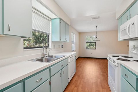 Casa en venta en Leesburg, Florida, 2 dormitorios, 127.65 m2 № 1640642 - foto 16