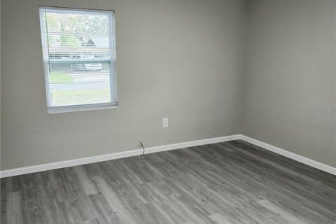 House in Tavares, Florida 3 bedrooms, 127.93 sq.m. № 1817911 - photo 6