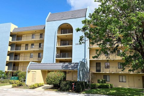 Copropriété à louer à West Palm Beach, Floride: 2 chambres, 99.22 m2 № 2191385 - photo 2