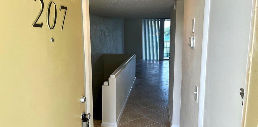 Condo à West Palm Beach, Floride, 2 chambres № 2191385