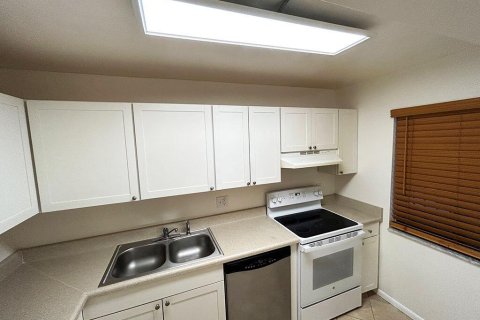 Copropriété à louer à West Palm Beach, Floride: 2 chambres, 99.22 m2 № 2191385 - photo 5