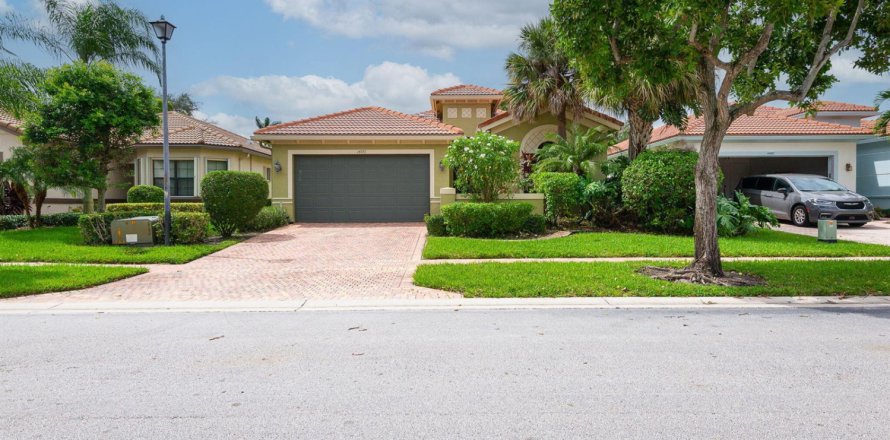 Villa ou maison à Delray Beach, Floride 3 chambres, 194.17 m2 № 2405847