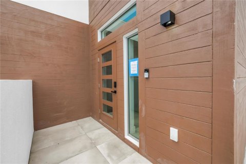 Casa en alquiler en Sarasota, Florida, 6 dormitorios, 341.6 m2 № 1917053 - foto 4