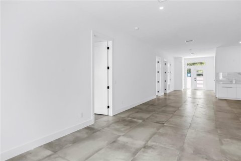 Casa en alquiler en Sarasota, Florida, 6 dormitorios, 341.6 m2 № 1917053 - foto 7