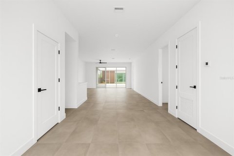 Casa en alquiler en Sarasota, Florida, 6 dormitorios, 341.6 m2 № 1917053 - foto 8