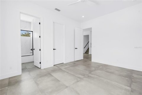Casa en alquiler en Sarasota, Florida, 6 dormitorios, 341.6 m2 № 1917053 - foto 16