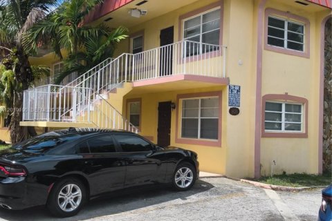 Apartamento en Hollywood, Florida 1 dormitorio, 544.78 m2 № 2090218
