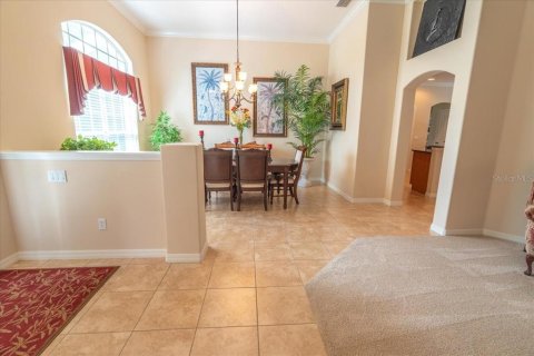 House in Auburndale, Florida 3 bedrooms, 205.5 sq.m. № 1857813 - photo 4
