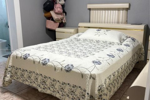 Купить виллу или дом в Хайалиа, Флорида 5 спален, 126.44м2, № 1939778 - фото 18