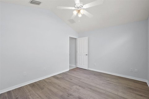 House in The Villages, Florida 3 bedrooms, 188.03 sq.m. № 1784746 - photo 18
